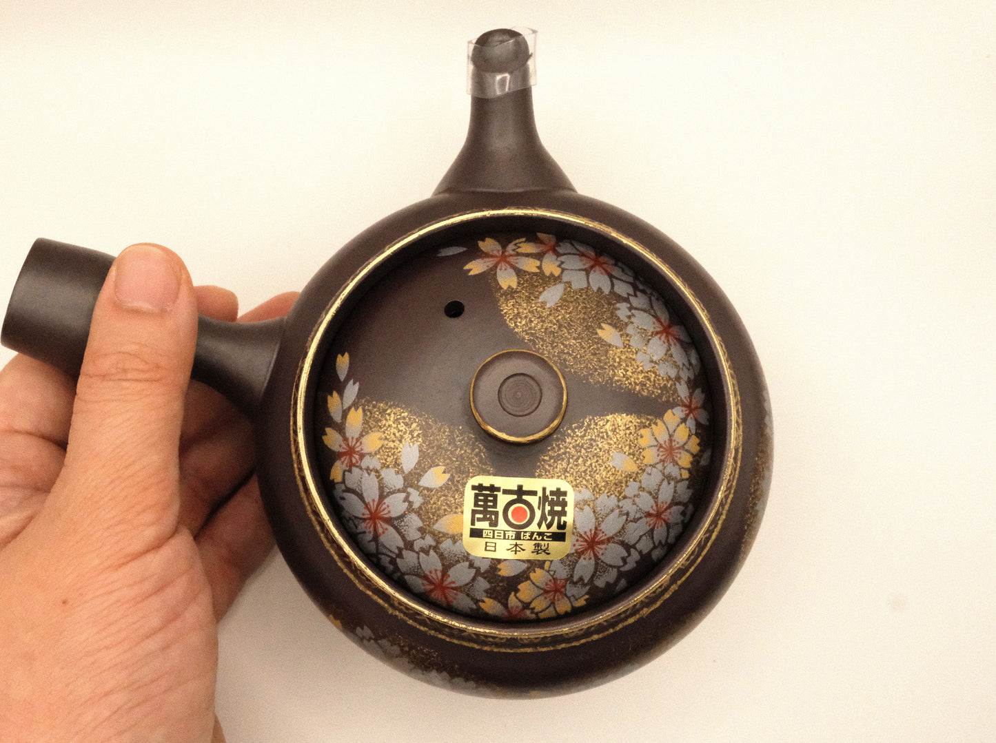 Banko Ware Teapot with Red Plum motif  (350ml)