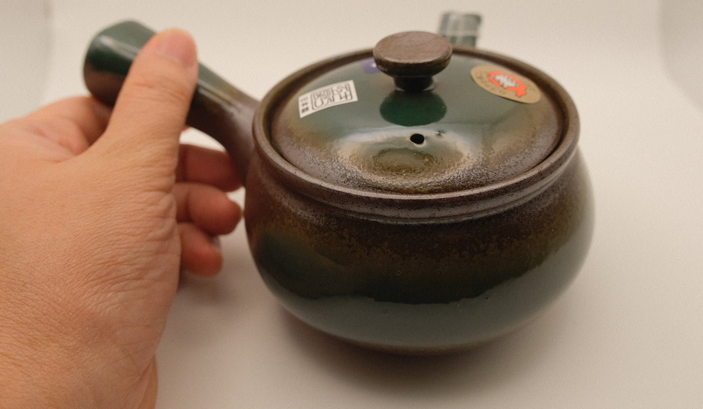 Banko ware round teapot Oribe (earthen motif)