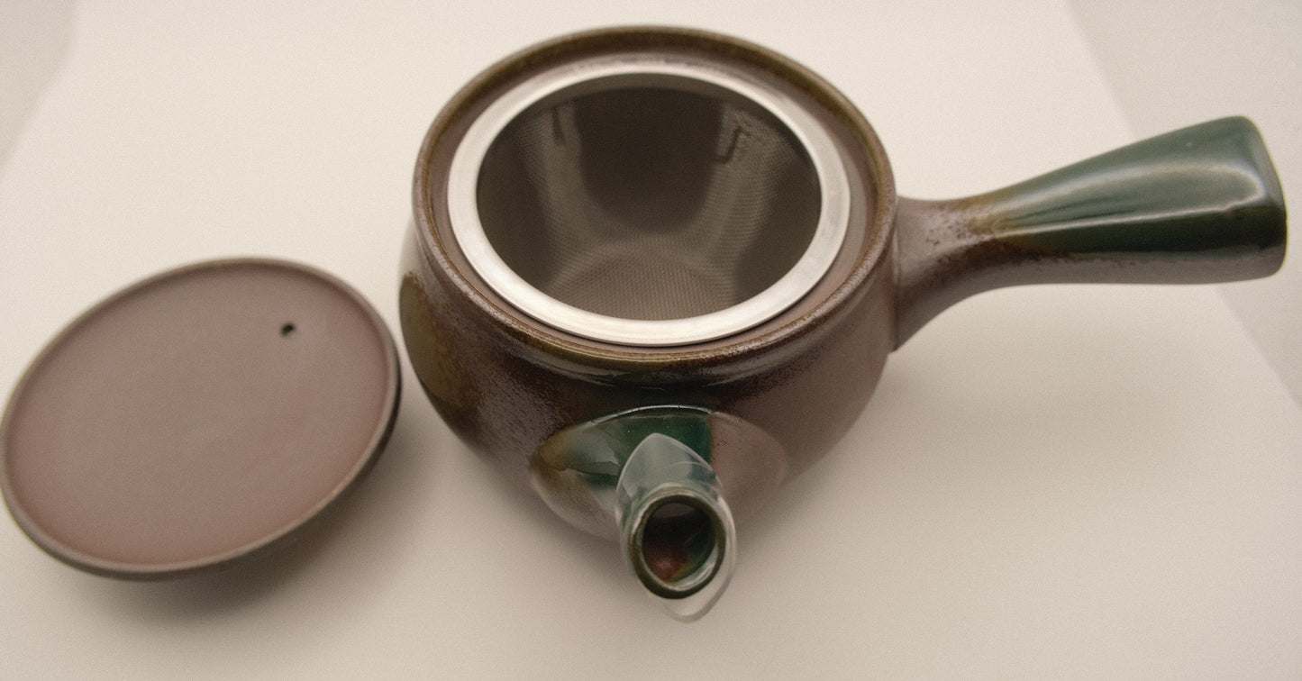 Banko ware round teapot Oribe (earthen motif)